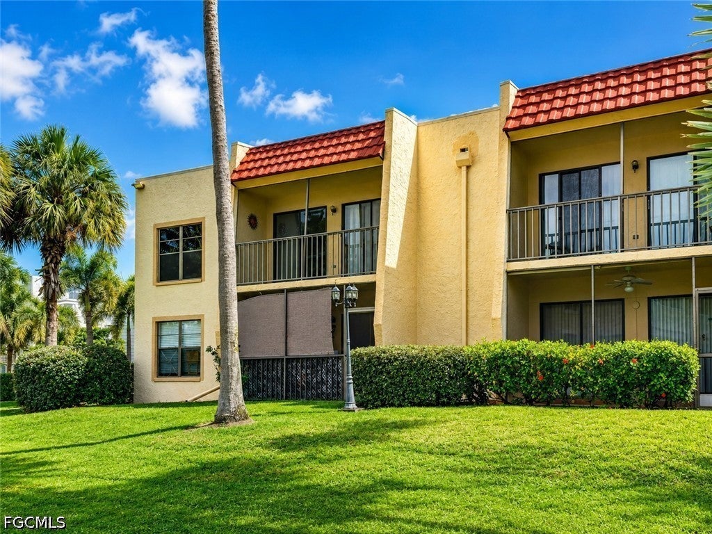 12481 Mcgregor Blvd #17, Fort Myers, FL 33919 photo