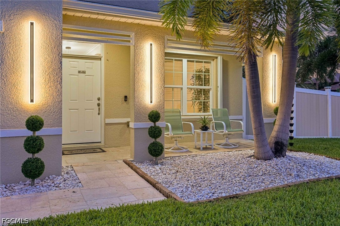 1723 SW 40 St, Cape Coral, FL 33914 photo