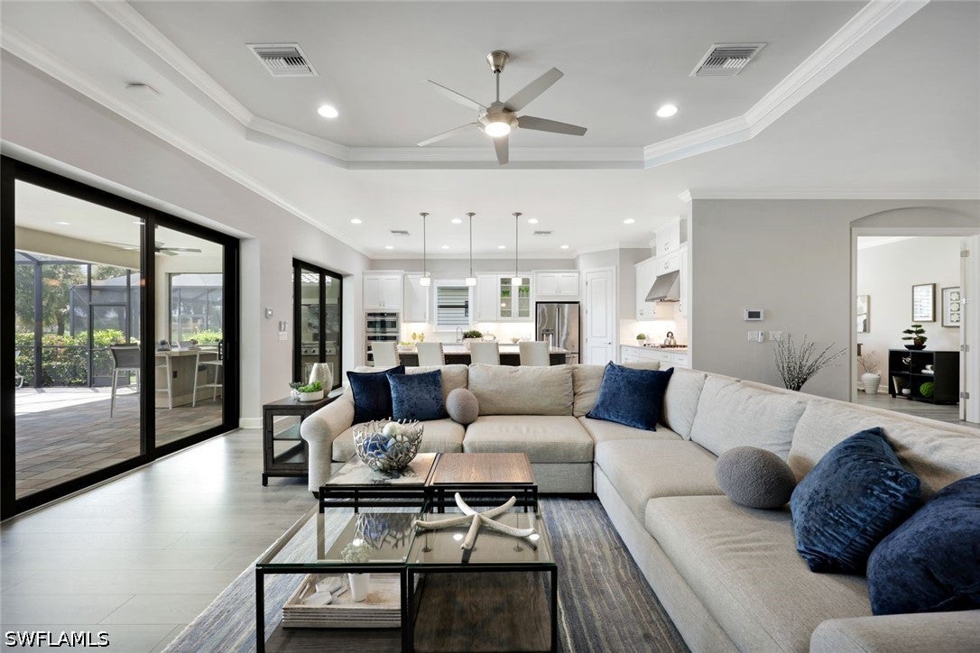 9408 Rapallo St, Naples, FL 34119