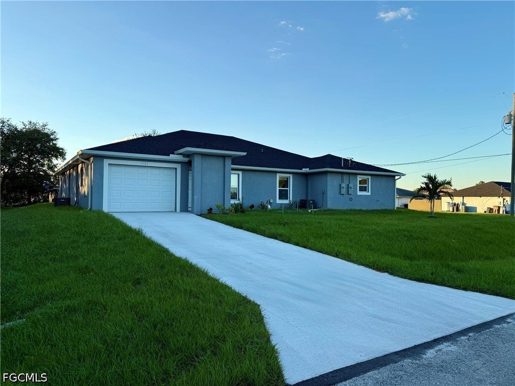 701 703 Gordon Ave, Lehigh Acres, FL 33973 photo