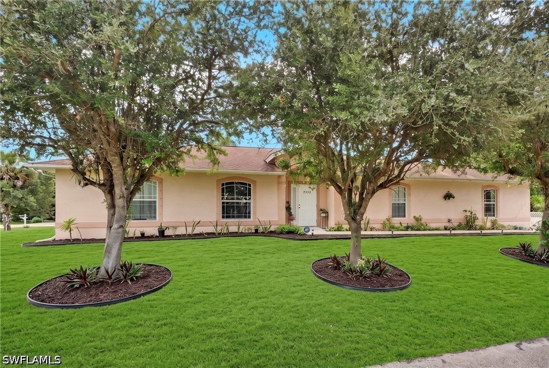 3920 10 St, Naples, FL 34103