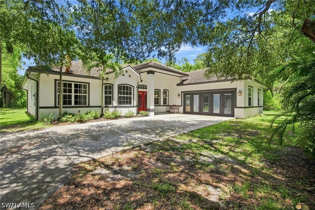 5791 Golden Gate Pkwy, Naples, FL 34116