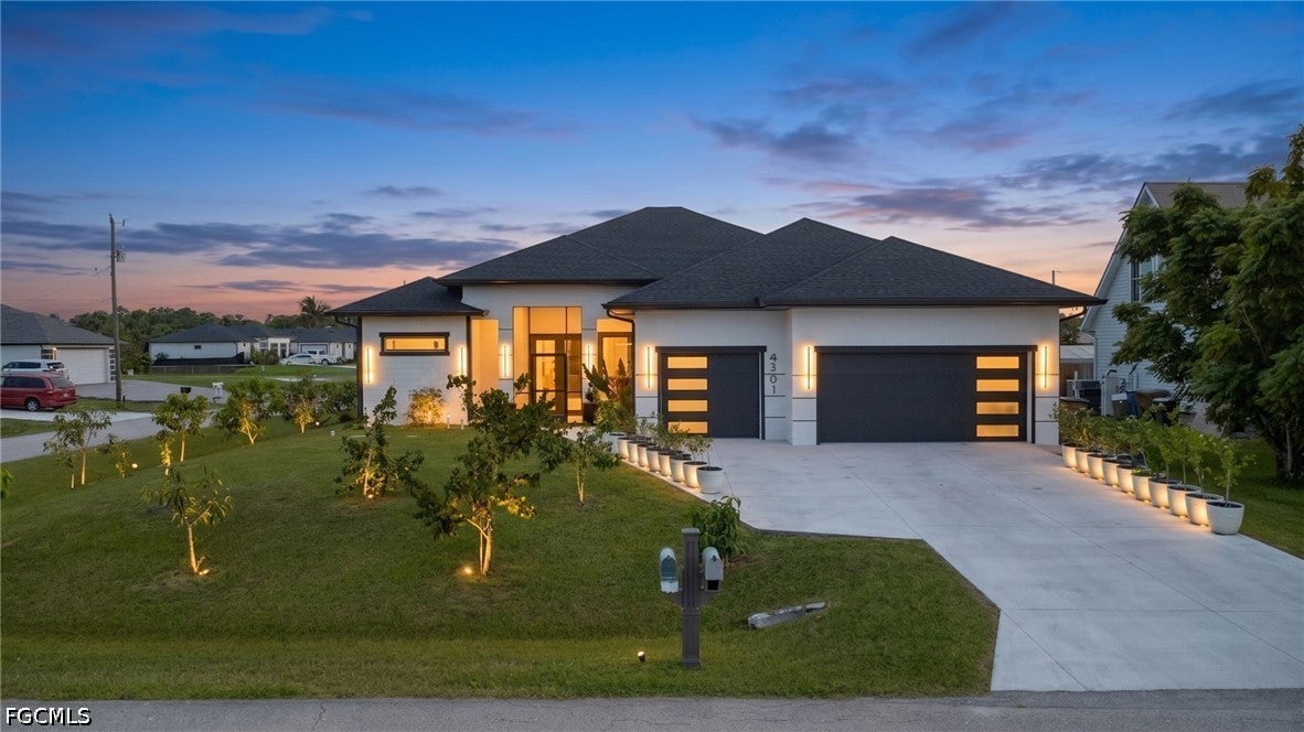 4301 10 St, Lehigh Acres, FL 33971