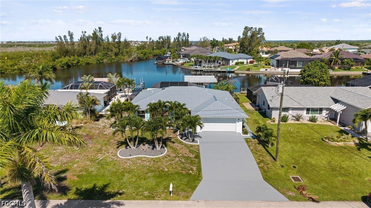 12213 Star Shell Dr, Matlacha Isles, FL 33991 photo