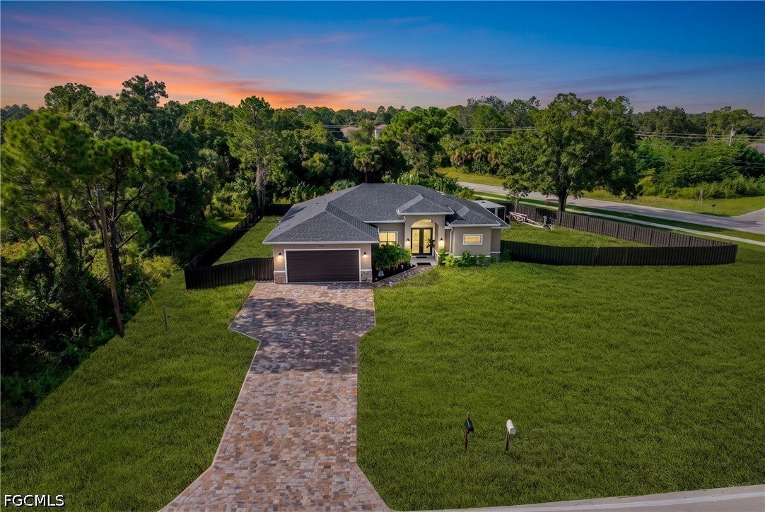 810 Sentinela Blvd, Lehigh Acres, FL 33974 photo