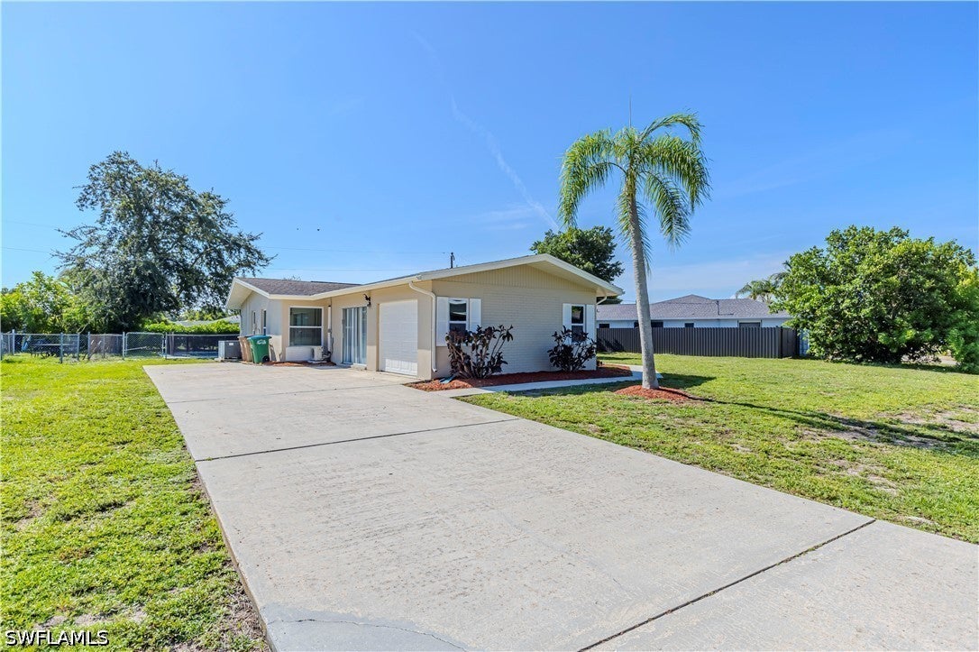 4009 9 Ct, Cape Coral, FL 33904