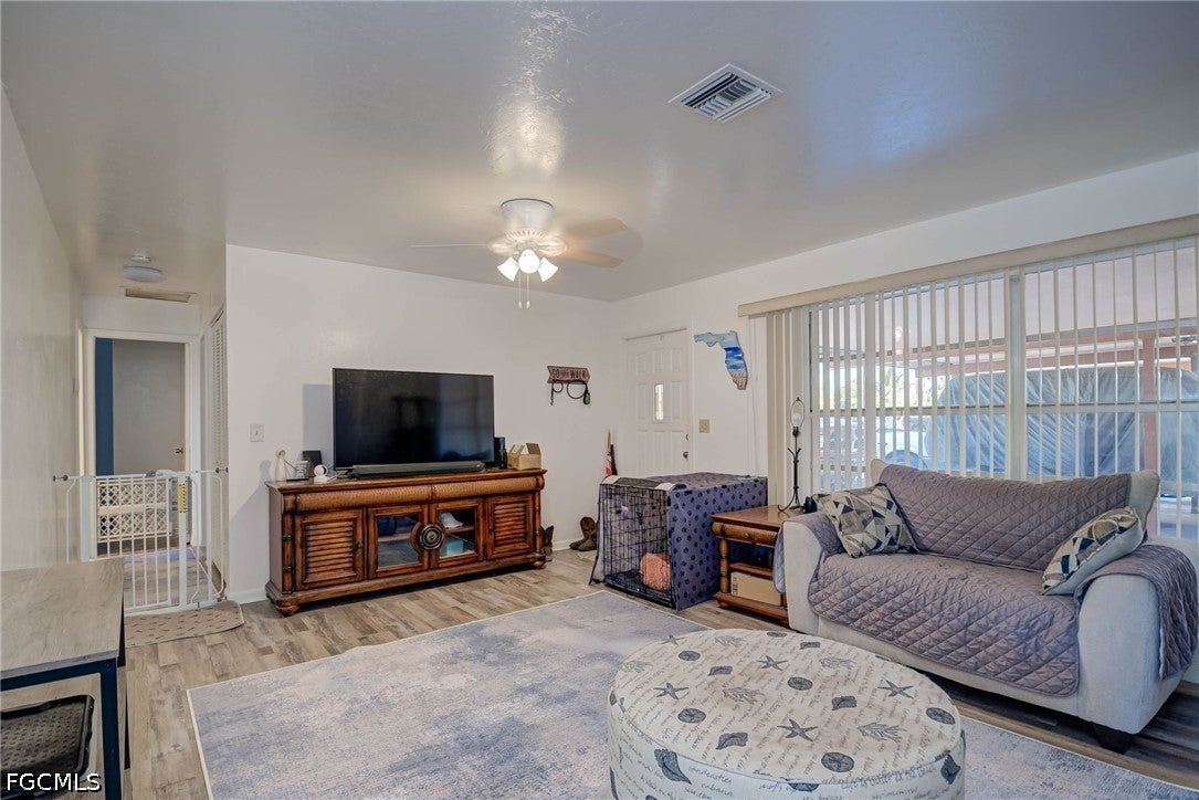 2215 Marilyn Ln, Fort Myers, FL 33905 photo