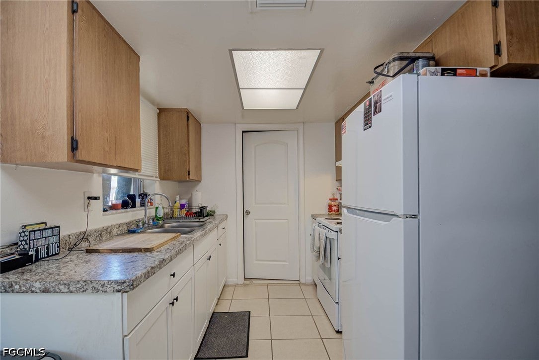 2215 Marilyn Ln, Fort Myers, FL 33905 photo