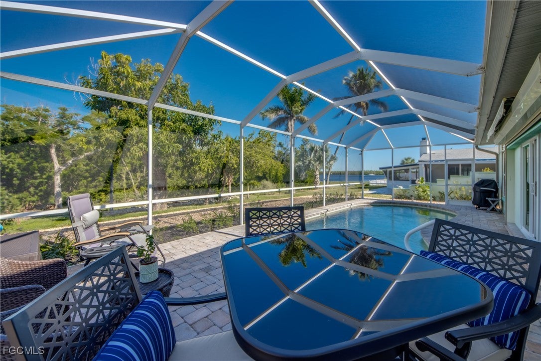 445 Donora Blvd, Fort Myers Beach, FL 33931 photo