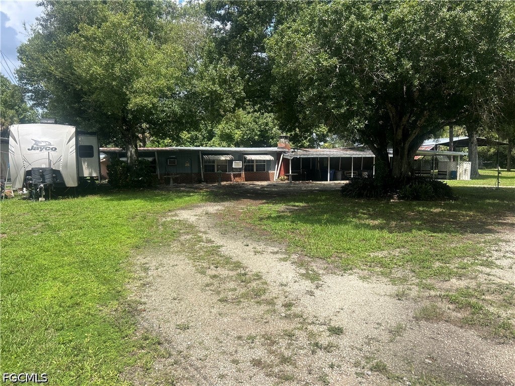 18595 Palm Creek Dr, North Fort Myers, FL 33917