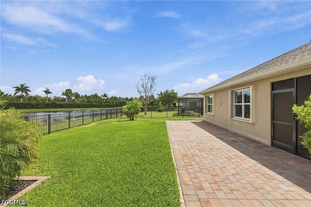 2717 Foralesca Ct, Cape Coral, FL 33909 photo