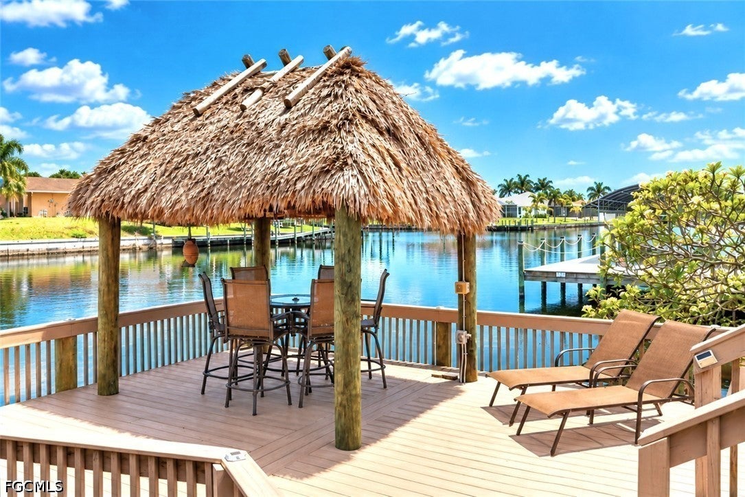 4009 SW 25 Ct, Cape Coral, FL 33914 photo