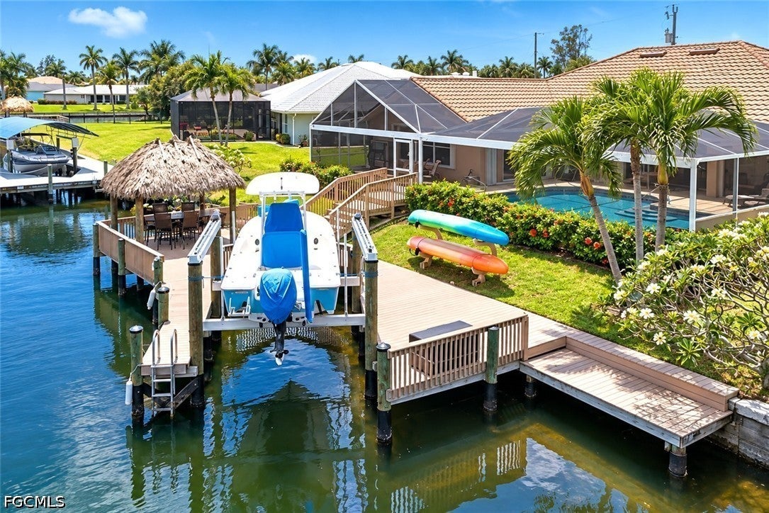 4009 SW 25 Ct, Cape Coral, FL 33914 photo