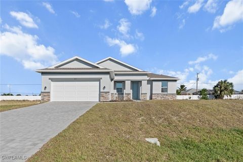 Single Family Residence in Cape Coral FL 2115 NE 16th Terrace.jpg