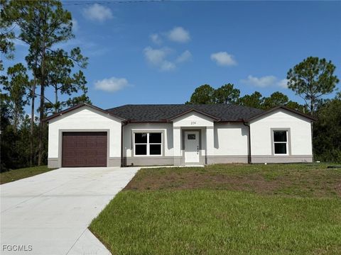Single Family Residence in Lehigh Acres FL 204 Aurora Avenue.jpg