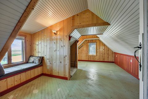 Single Family Residence in Klamath Falls OR 28925 Rocky Point Road 33.jpg