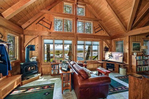 Single Family Residence in Klamath Falls OR 28925 Rocky Point Road 6.jpg