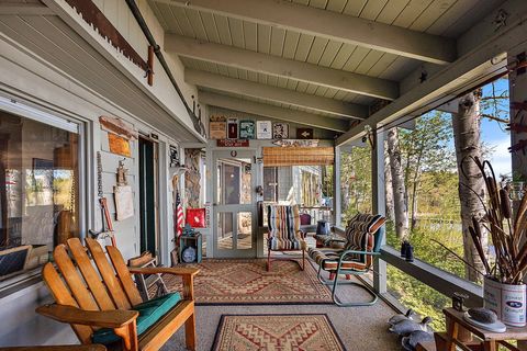 Single Family Residence in Klamath Falls OR 28925 Rocky Point Road 18.jpg