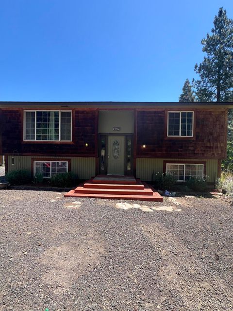 Single Family Residence in Klamath Falls OR 8511 McLaughlin Lane.jpg