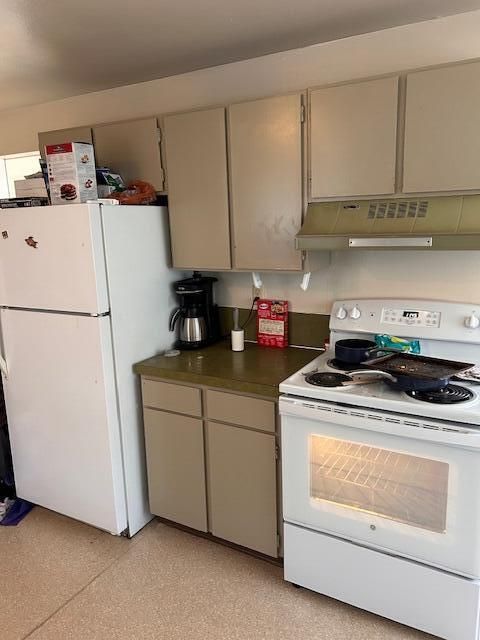 Duplex in Klamath Falls OR 1421 Lakeview Avenue 9.jpg