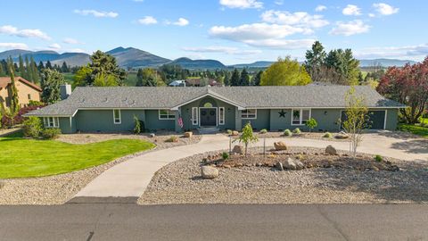Single Family Residence in Klamath Falls OR 9576 Arant Road.jpg