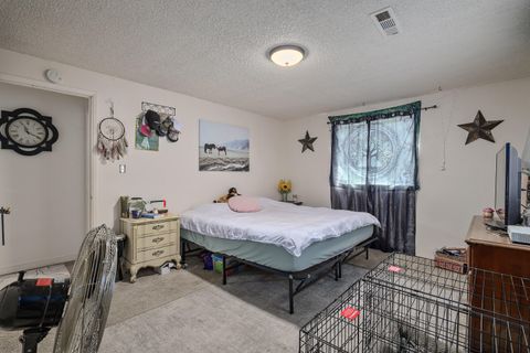 Single Family Residence in Gold Hill OR 1382 4th Avenue 10.jpg