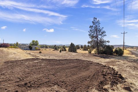  in Klamath Falls OR Homedale Rd Lot 1.jpg