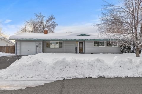 Condominium in Klamath Falls OR 10448 Wright Avenue.jpg