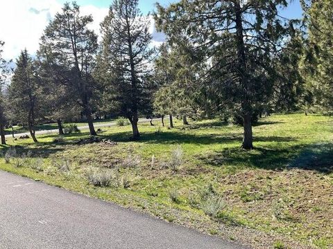  in Klamath Falls OR Finch Court #Lot 178.jpg