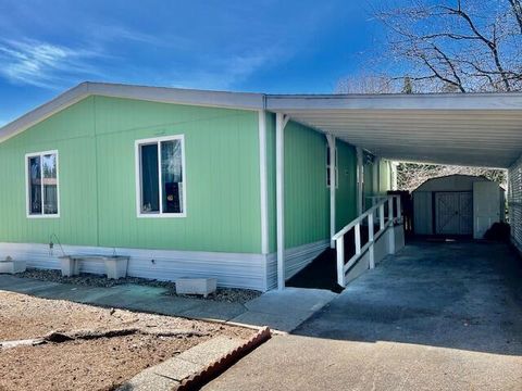 Mobile Home in Klamath Falls OR 3500 Summers Lane #UNIT 17.jpg