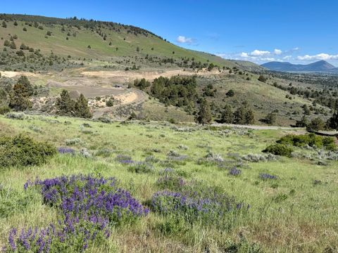  in Klamath Falls OR Plum Hill Road #Lot 702 6.jpg