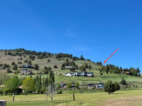  in Klamath Falls OR Plum Hill Road #Lot 702.jpg