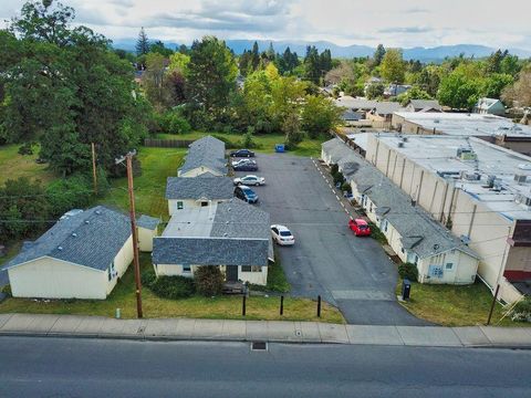 Multi Family in Grants Pass OR 204 Redwood Highway.jpg