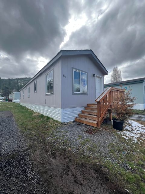 Mobile Home in Klamath Falls OR 4000 Round Lake Road #SPC 89.jpg