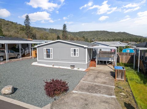 Mobile Home in Central Point OR 8401 Old Stage Road #UNIT 65.jpg