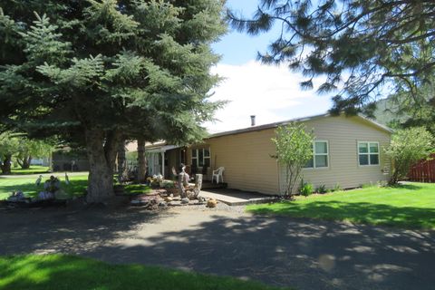 Manufactured On Land in Klamath Falls OR 14108 Ravenwood Drive.jpg