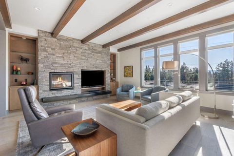 Single Family Residence in Bend OR 62720 NW Ridge Rock Court.jpg