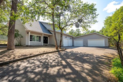 Single Family Residence in Jacksonville OR 160 Sterling Creek Road.jpg