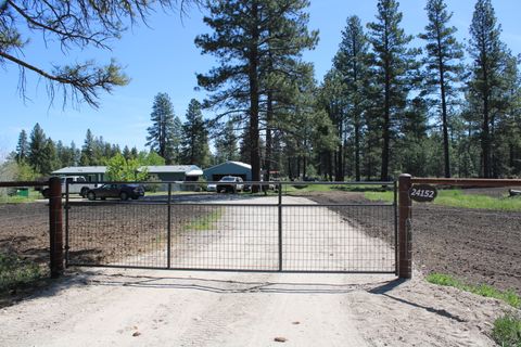 Single Family Residence in Sprague River OR 24158 8th Street.jpg