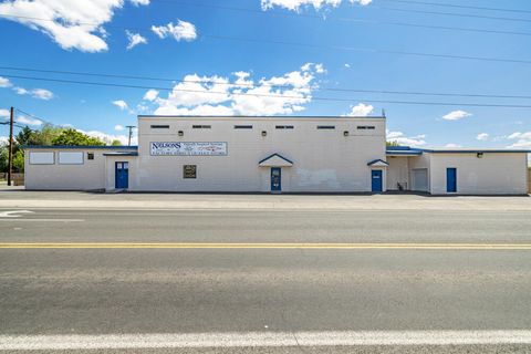  in Klamath Falls OR 3004 Altamont Drive.jpg