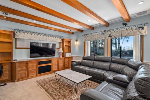 Single Family Residence in Grants Pass OR 240 NE Scenic Drive 30.jpg