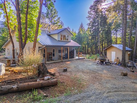Single Family Residence in Grants Pass OR 123 Rogue Riffle Drive 48.jpg
