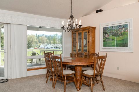 Single Family Residence in Grants Pass OR 175 Morris Lane 10.jpg