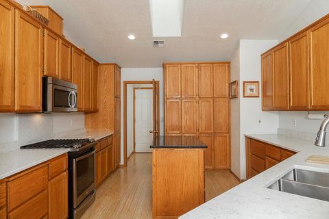 Single Family Residence in Grants Pass OR 175 Morris Lane 4.jpg