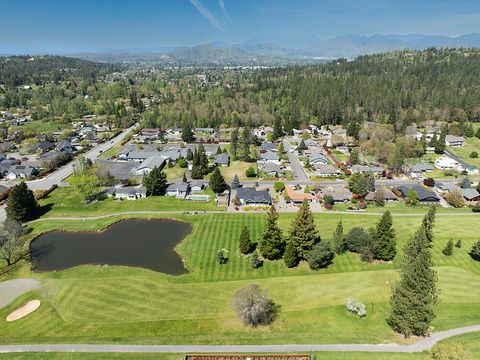 Single Family Residence in Grants Pass OR 175 Morris Lane 38.jpg