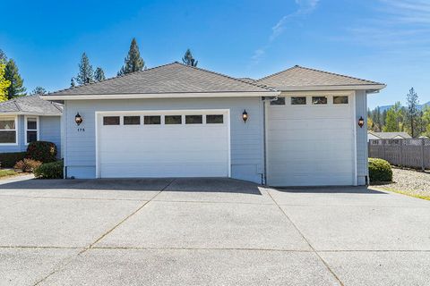 Single Family Residence in Grants Pass OR 175 Morris Lane 30.jpg