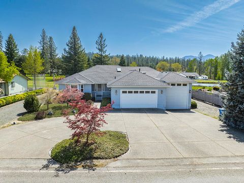 Single Family Residence in Grants Pass OR 175 Morris Lane 32.jpg