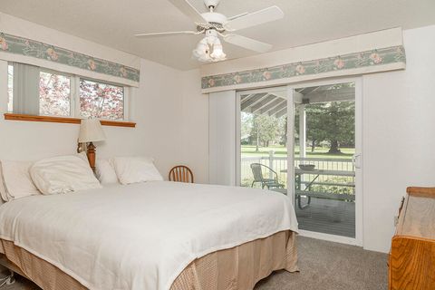 Single Family Residence in Grants Pass OR 175 Morris Lane 17.jpg