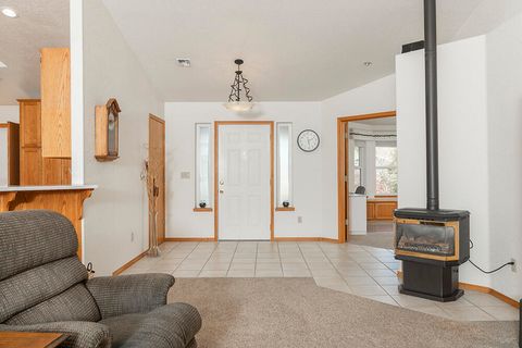 Single Family Residence in Grants Pass OR 175 Morris Lane 2.jpg