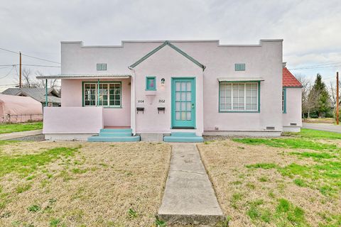 Duplex in Medford OR 1002 4th Street.jpg